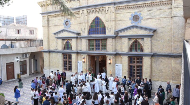 Basra Chaldean Catholic celebrate the Palm Sunday