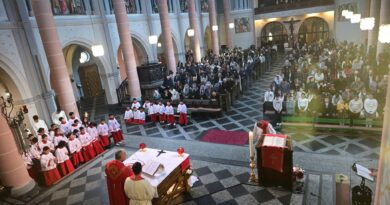 الكلدان في أوروبا… أغصانٌ وارفة وجذور متغلغلة في عمق الروحانيّة المشرقيّة الكلدان في أوروبا… أغصانٌ وارفة وجذور متغلغلة في عمق الروحانيّة المشرقيّة