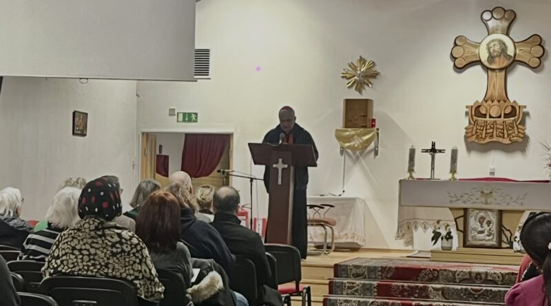 الزيارة الأولى للزائر الرسولي الى مدينة مرسيليا واقامة القداس لمناسبة اربعاء الباعوثا الزيارة الأولى للزائر الرسولي الى مدينة مرسيليا واقامة القداس لمناسبة اربعاء الباعوثا