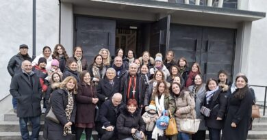Celebrating mass with the Chaldean Catholic faithful by the Apostolic Visitor in different German cities Celebrating mass with the Chaldean Catholic faithful by the Apostolic Visitor in different German cities