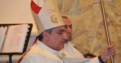 تعيين رئيس اساقفة البصرة والجنوب مدبرا بطريركيا للكنيسة الكلدانية لحين انتخاب بطريرك جديد تعيين رئيس اساقفة البصرة والجنوب مدبرا بطريركيا للكنيسة الكلدانية لحين انتخاب بطريرك جديد