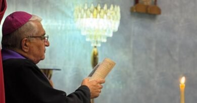 عندما يتوقف النبع تجف السواقي عندما يتوقف النبع تجف السواقي